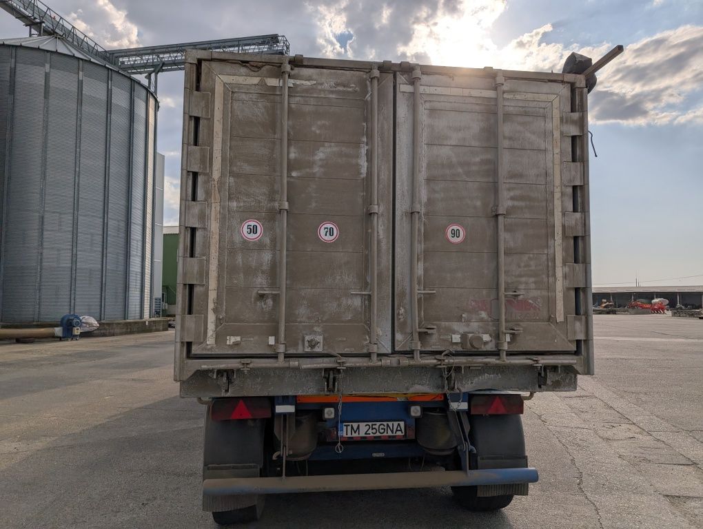Schimb benă cereale de 43 mc cu bena de 55 mc ofer diferenta