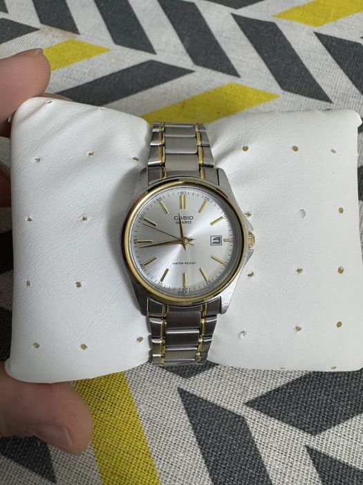 Женские часы CASIO