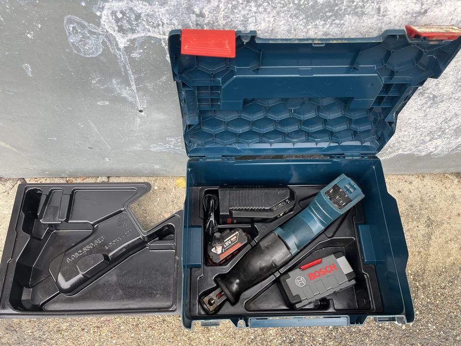 Fierastrau sabie Bosch GSA 18V Li Profesional la cutie