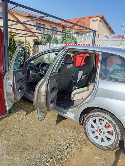 Vând / Schimb Fiat Croma an 2008