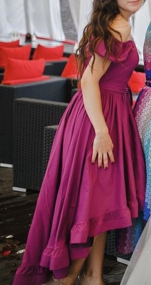 Платье вечернее с поясом