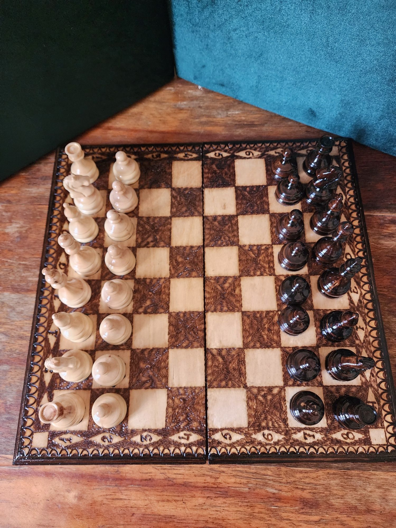 Шахматы нарды ручной работы отличный подарок себе и близким