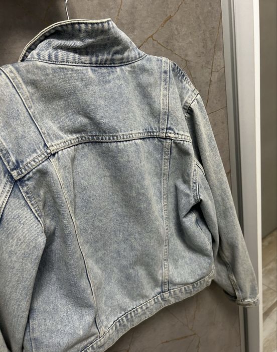 Чисто ново дънково яке елегантно