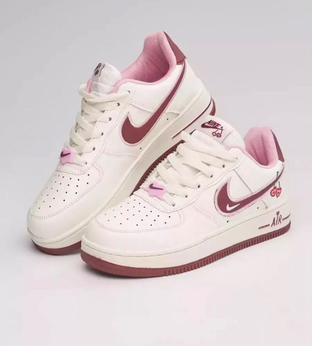 Продам новые кроссовки Nike Air force, 43 р , унисекс