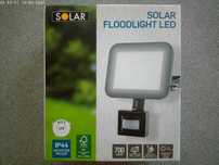 Proiector solar, 700 lumeni, cu senzor de miscare si crepuscular