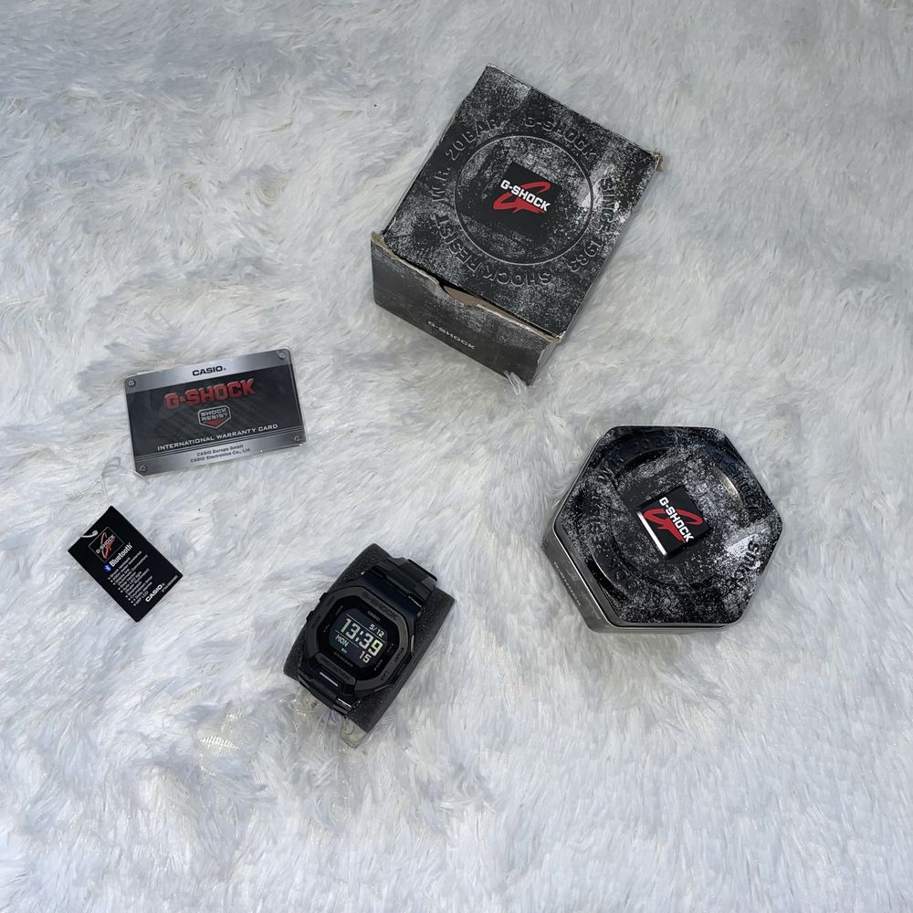 Casio G-Shock срочно!