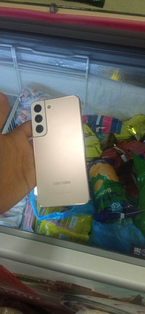 Samsung galaxy s22 5G 8/256
