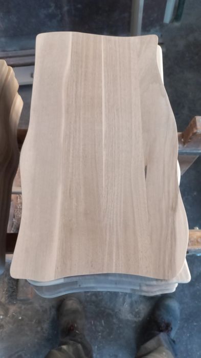 Дъска за рязане/ Плато за сервиране от масивна дървесина!