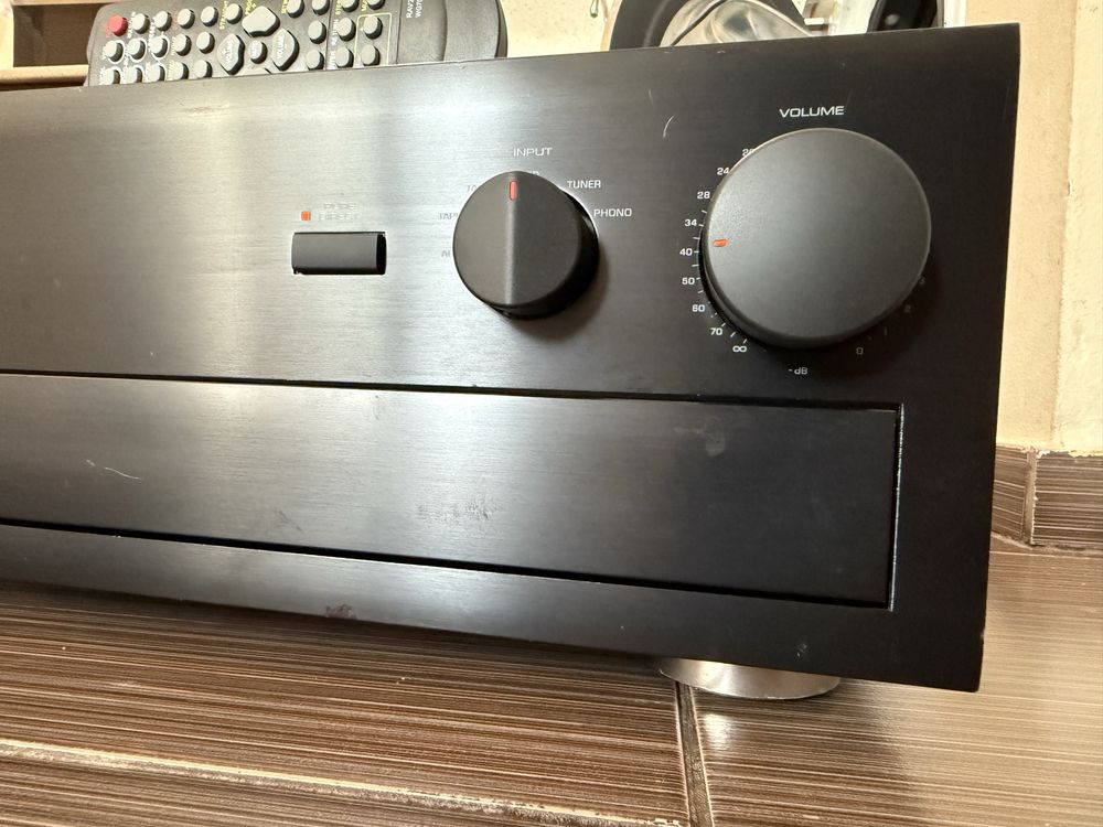 Yamaha AX-1070 Качествен стерео усилвател