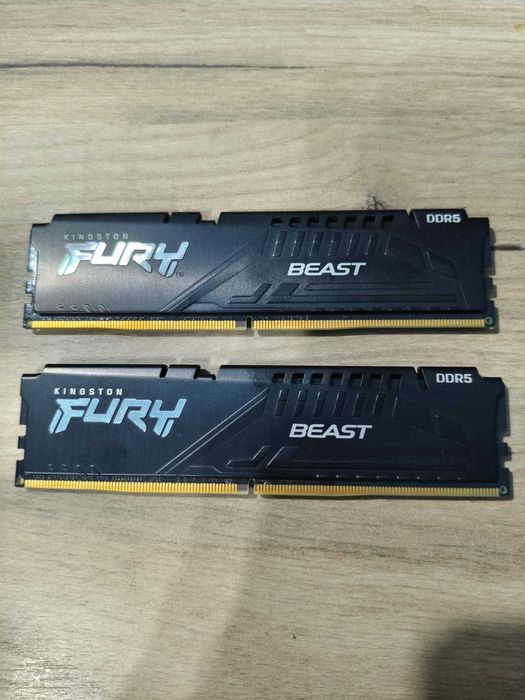 Memorii RAM DDR5 Kingston FURY 32GB (2×16GB dual channel) 4800MHz