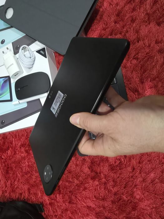 -Doogee T10W, Nou, 128Gb, 4Ram+12 extins, Negru, Tastatura, Mouse, Pen