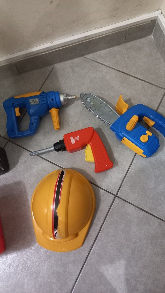 Плажни играчки,строителни играчки,кола,конструктор,строителна маса