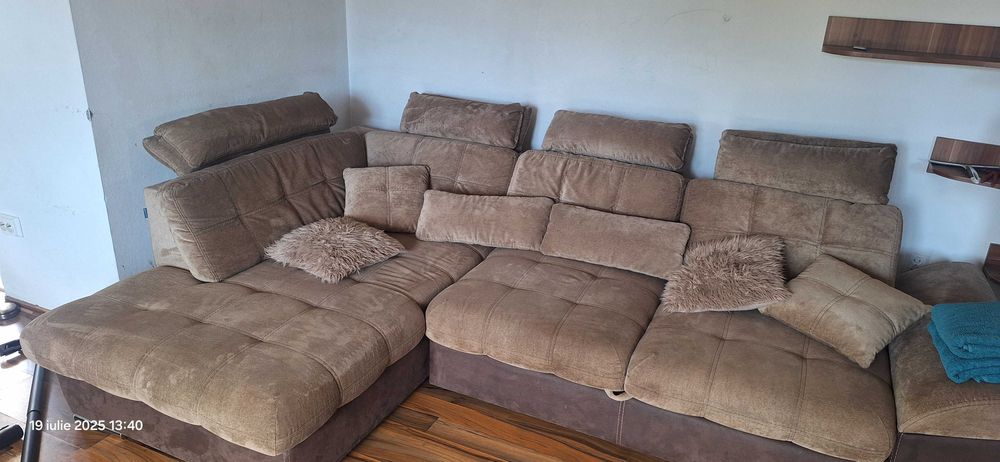 Pat recameu, Coltar care se trage