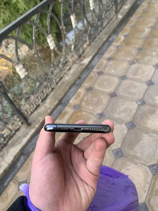 Iphone xs sotuvda