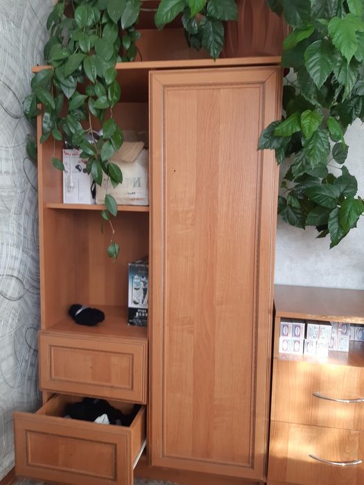 Продам шкафы б/у