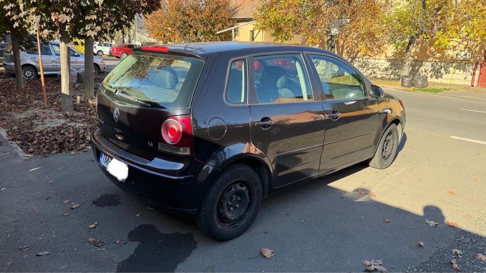 Vand Volkswagen Polo, benzina +GPL din fabrica