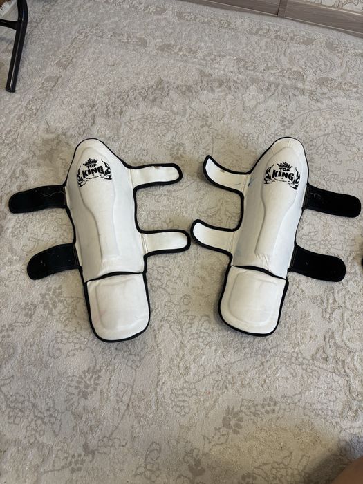 щитки(футы) для единоборств