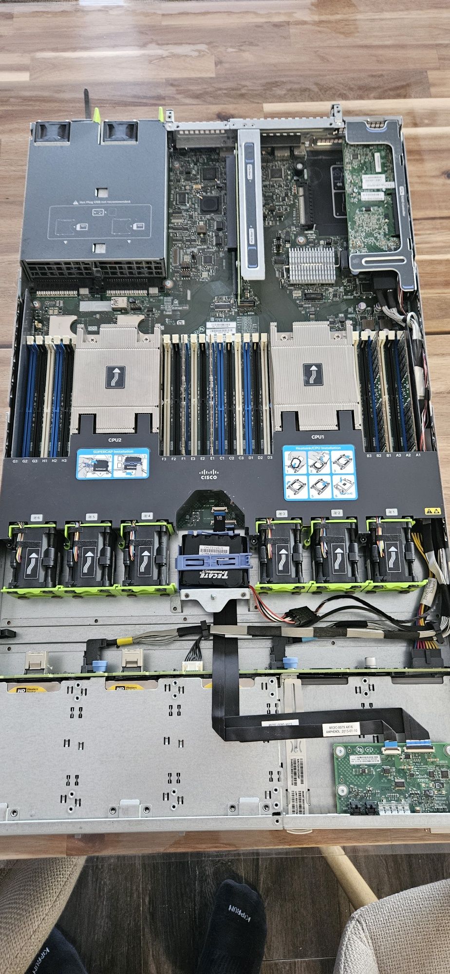 Сървър UCS C220 M4 SFF, 2x E5-2650v4, 128GB Ram, 4x900 HDD