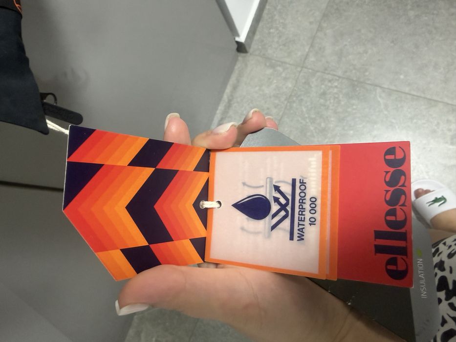 Costum ski pantaloni si geaca Ellesse