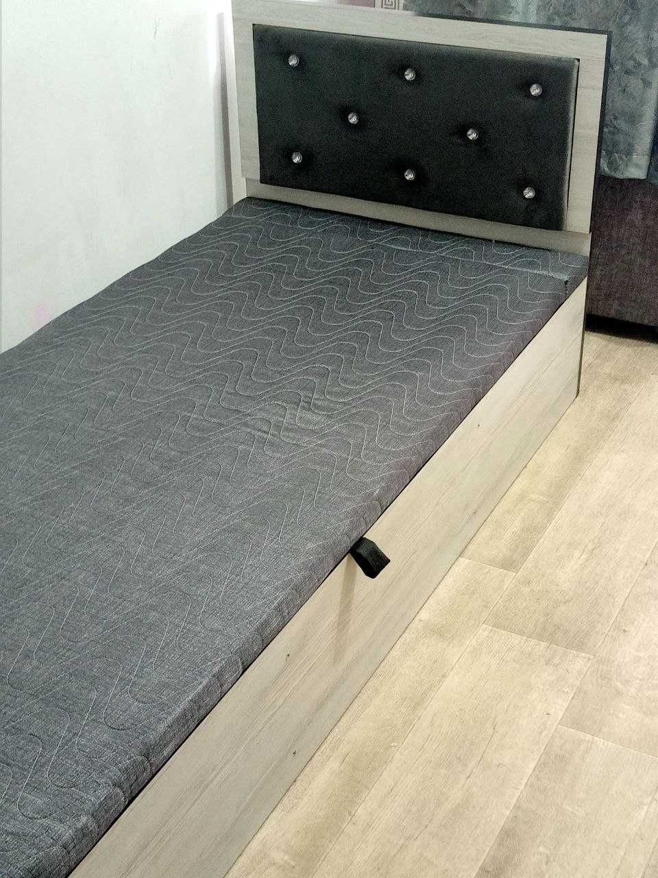 Продается кровать совершенно новая  ш 85 дл 190