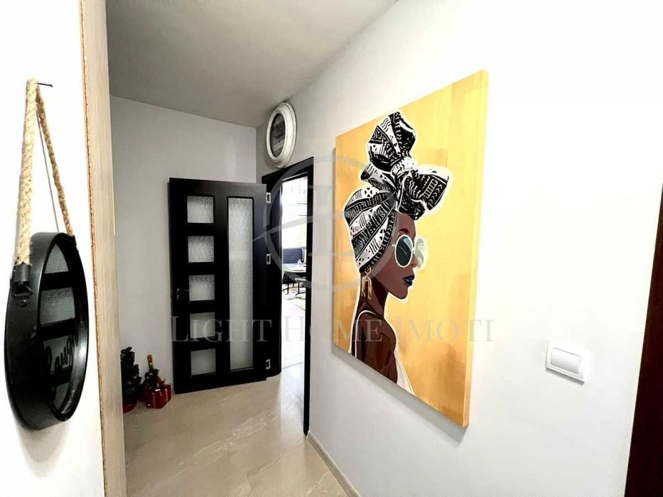 Продава се Тристаен апартамент в Пловдив, Център - 95 кв.м за 2053 €/кв.м - Снимка #9
