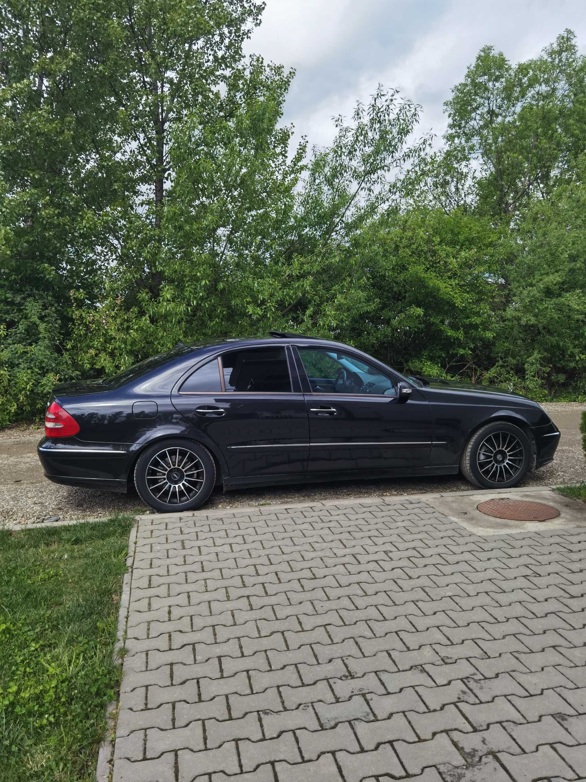 MERCEDES E 220 w211