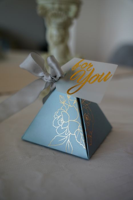 Картички, стикери Коледни опаковки. Коледни опаковки, кутии, етикети.