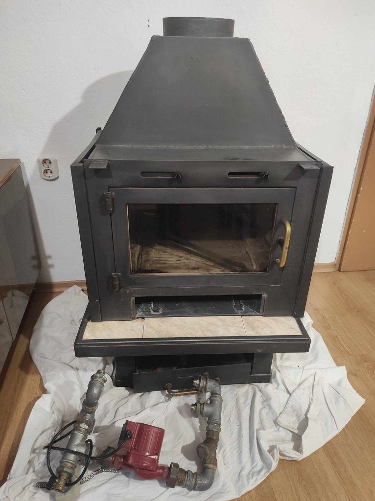 Камина с водна риза 16kw