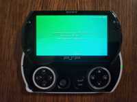PlayStation Portabil (PSP) Go (N1001) - modat, complet functional