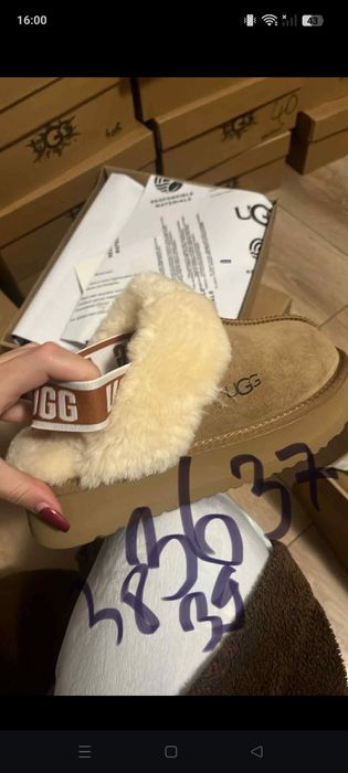 UGG-uri noi,caciuli UGG și blană naturală
