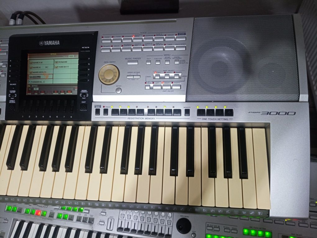 Orga Yamaha psr 3000, mini Tyros 3 clapa