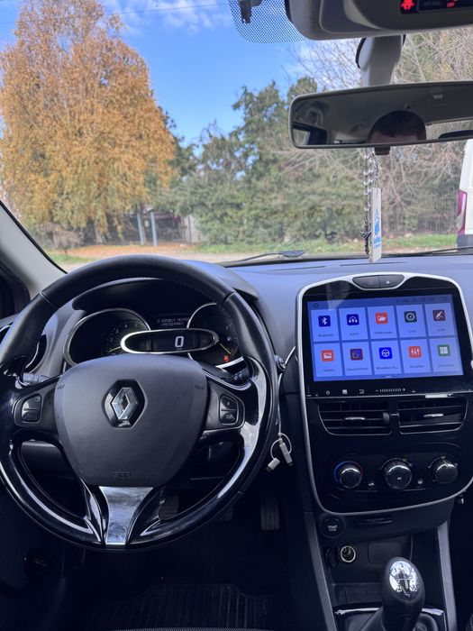 Renault clio 2015!