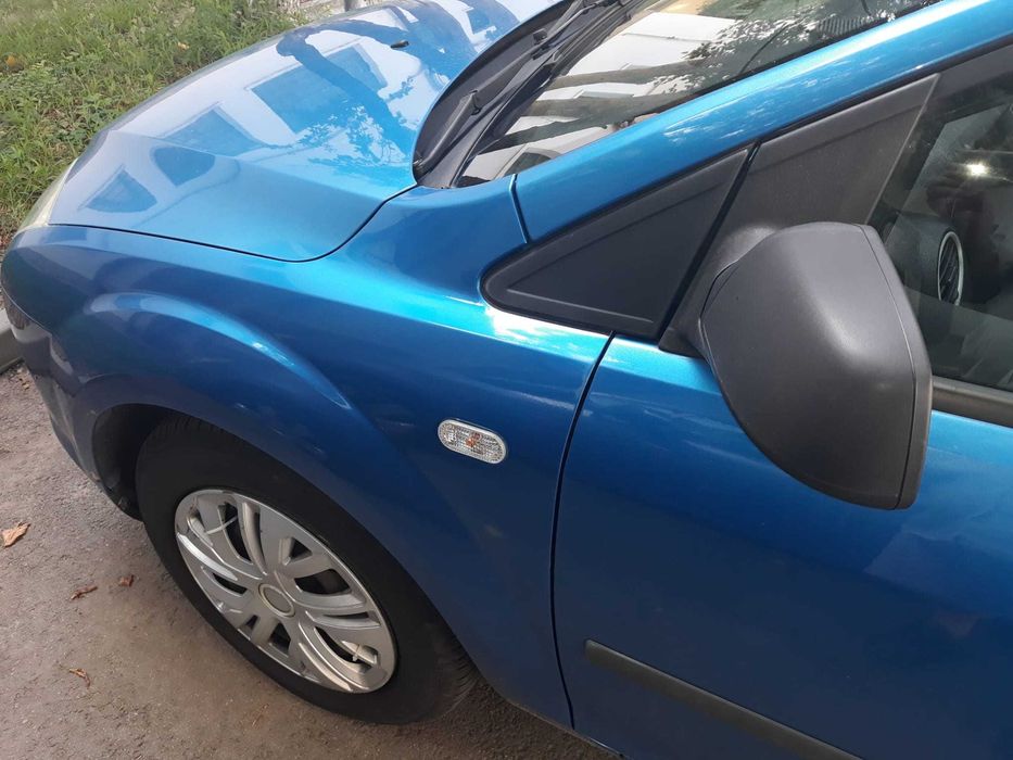 Ford focus 2 (2005)