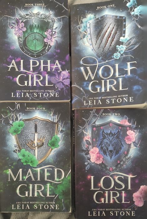 Wolf girl 4 броя комплект