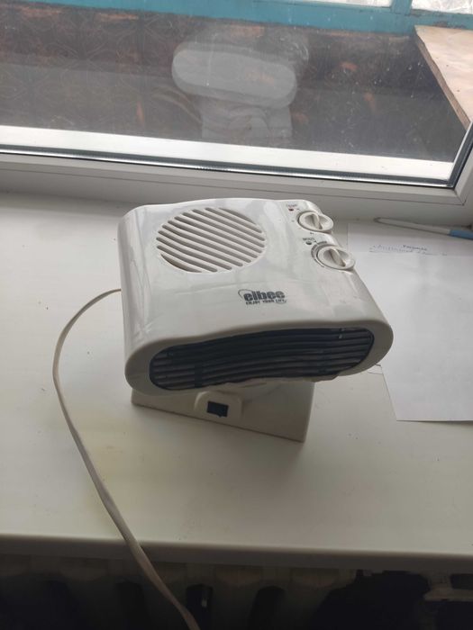 Обогреватель ветродуй  зима и вентилятор лето