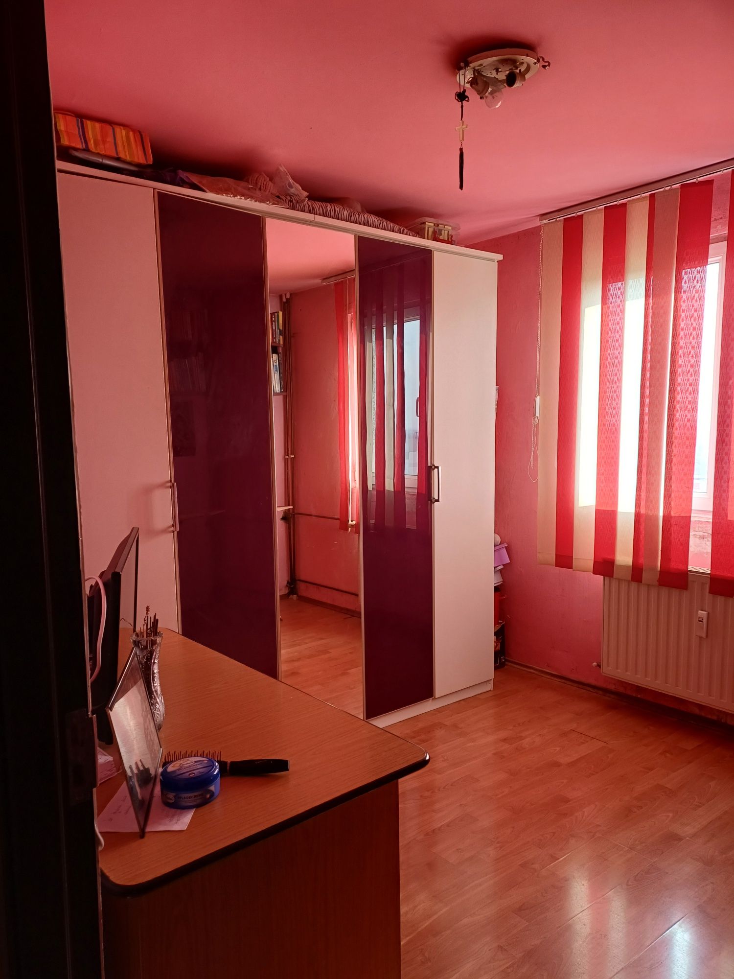 Vând apartament 2 camere