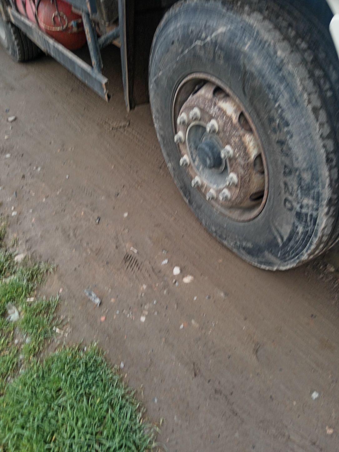 Euro kamaz sotiladi