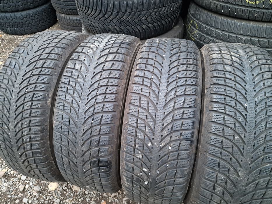 Anvelope 215/70R16 marca Michelin, DOT 2021, 6 mm