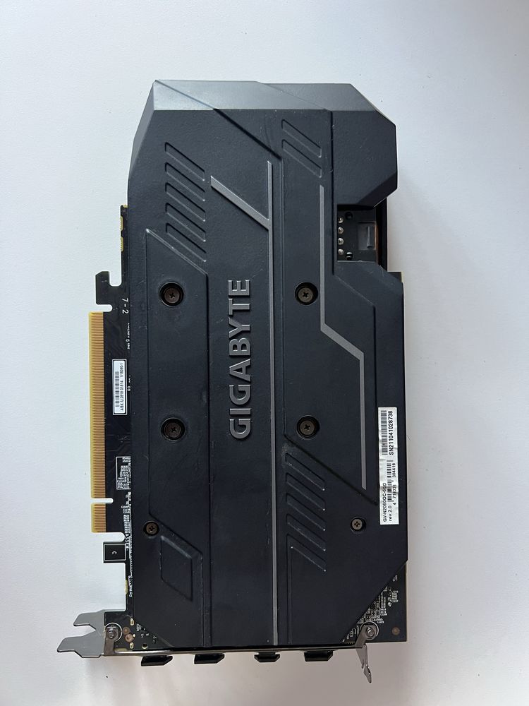 Видео карта RTX 2060 6GB GIGABYTE