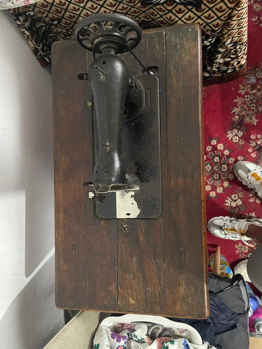 Masina SINGER veche