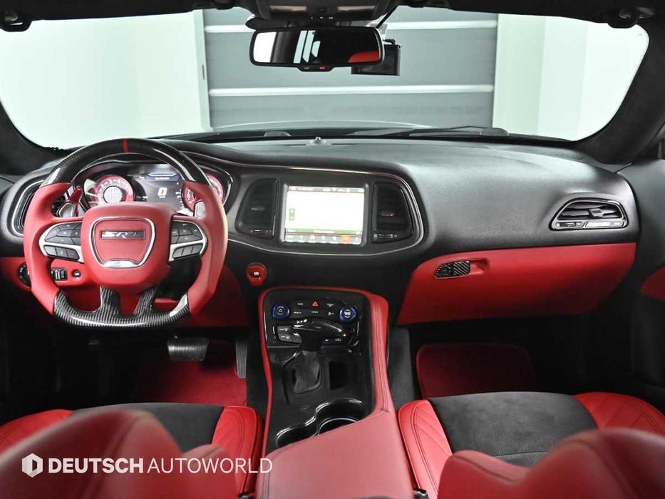 Dodge Challenger 6.2 — 2018 год