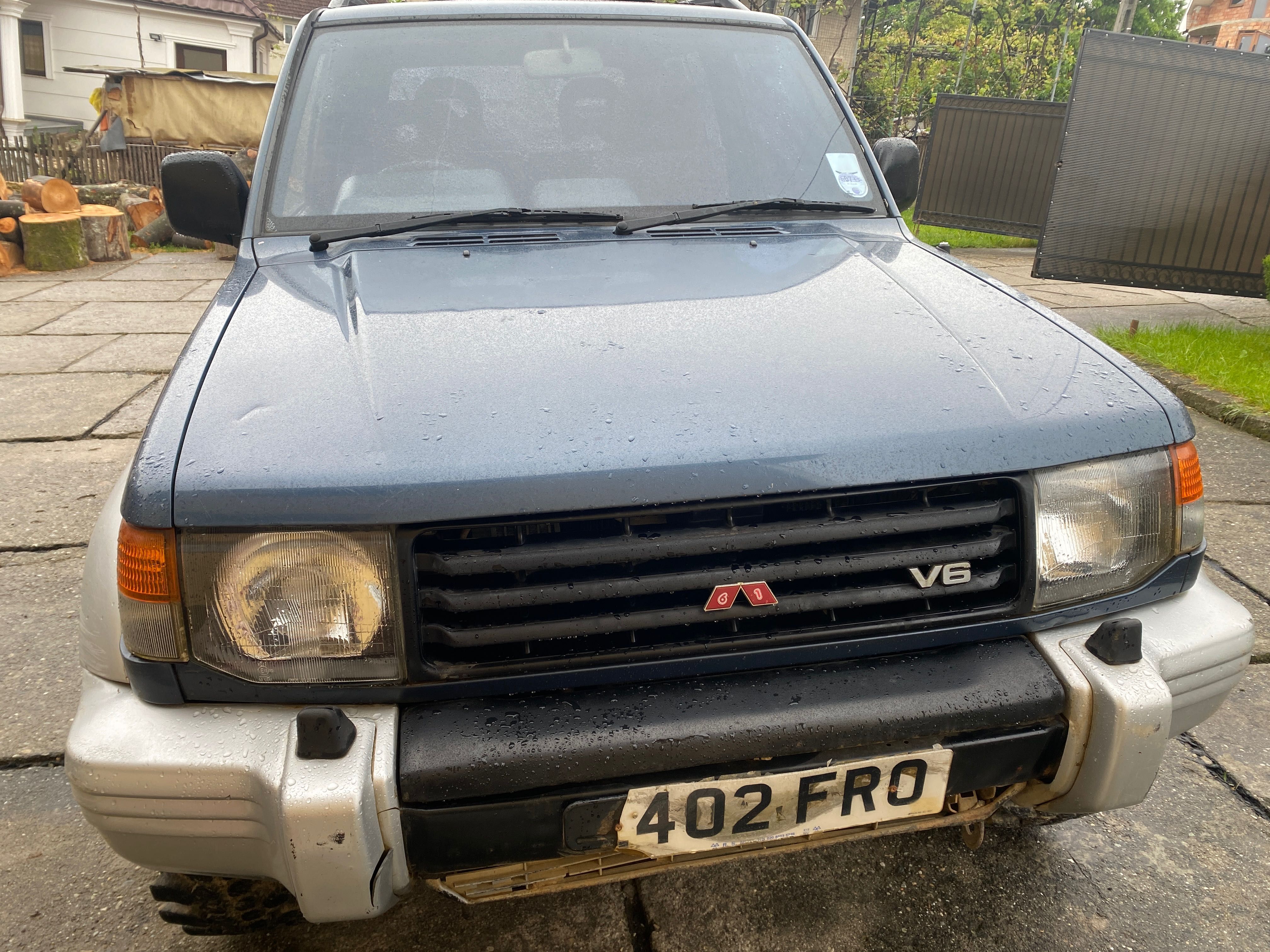 Vând Mitsubishi Pajero 3000 benzină