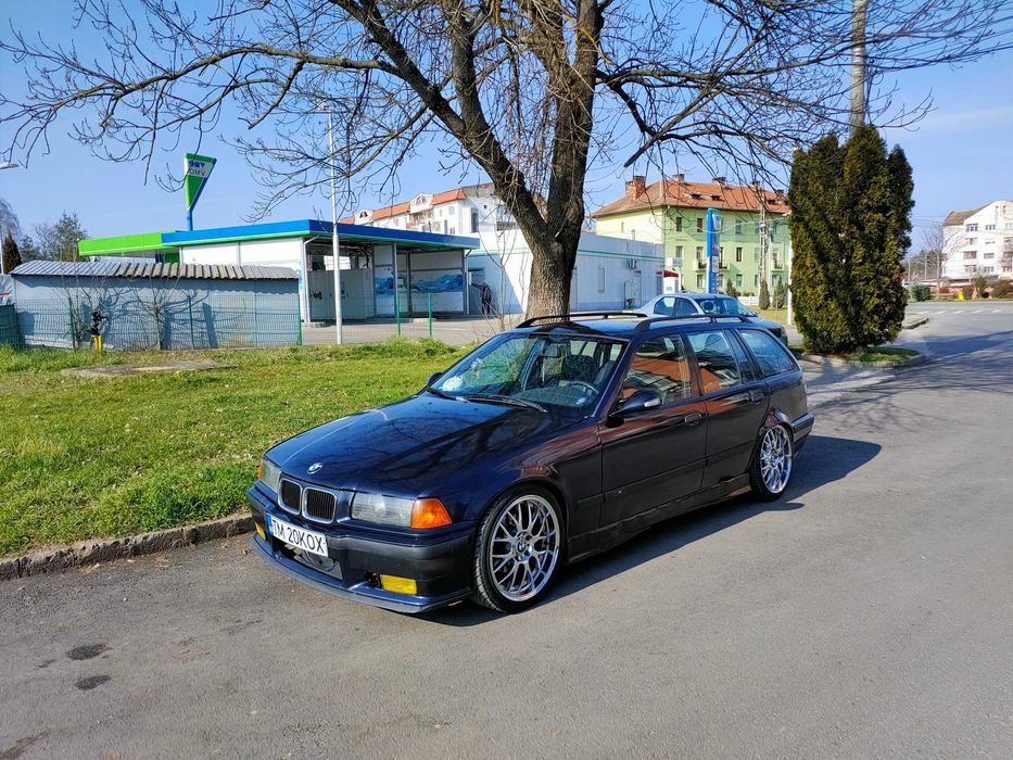 BMW e36 320i Touring
