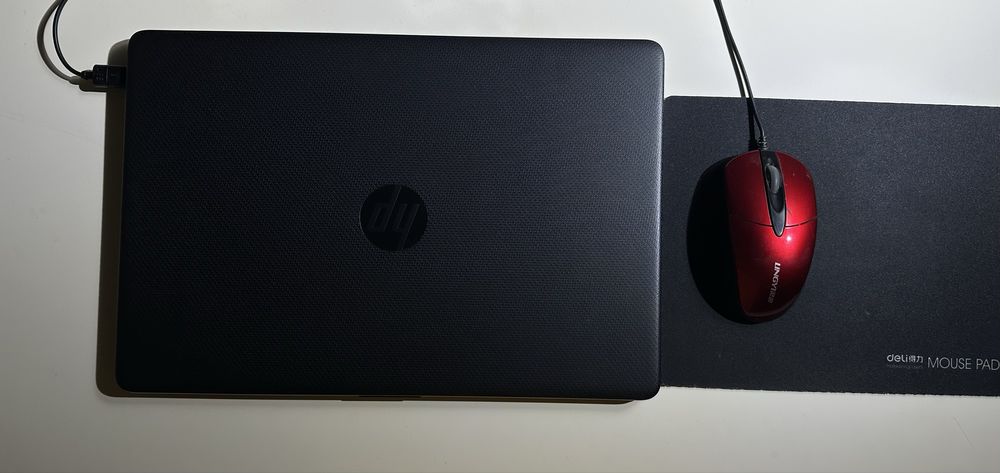HP Laptop 15s-fq5xxx