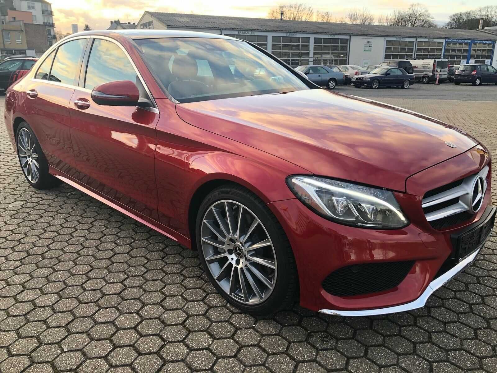 Mercedes Benz C300, pachet AMG interior + exterior, 80000 KM rulati