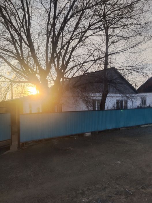 Жер уй сатылады срочно обмен малға жартылай