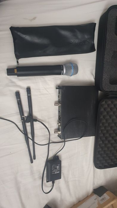Vand/ schimb cu samsung microfon schure qlxd4 beta 87