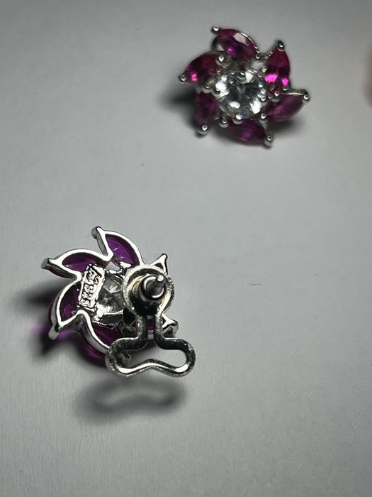 Bijuterii de argint cu pietre naturale