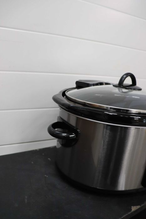 Уред за бавно готвене Cecotec Chup Chup Matic, 5.5 литра, LCD дисплей