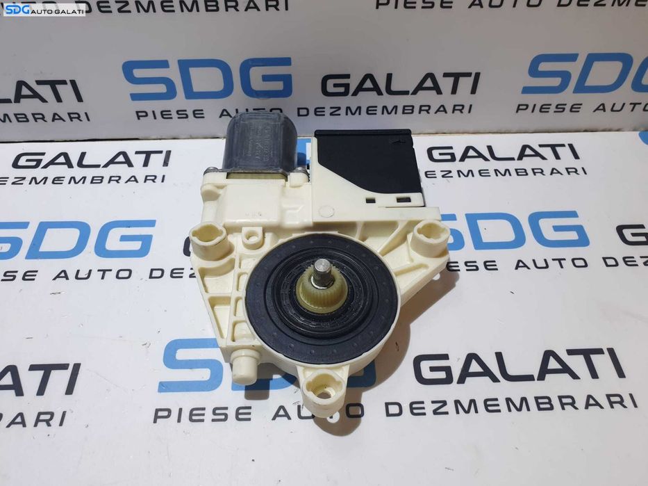 Motoras Geam Macara Electrica Usa Portiera Dreapta Spate Renault Laguna 3 2007 - 2015 Cod 827306548R 0130822331